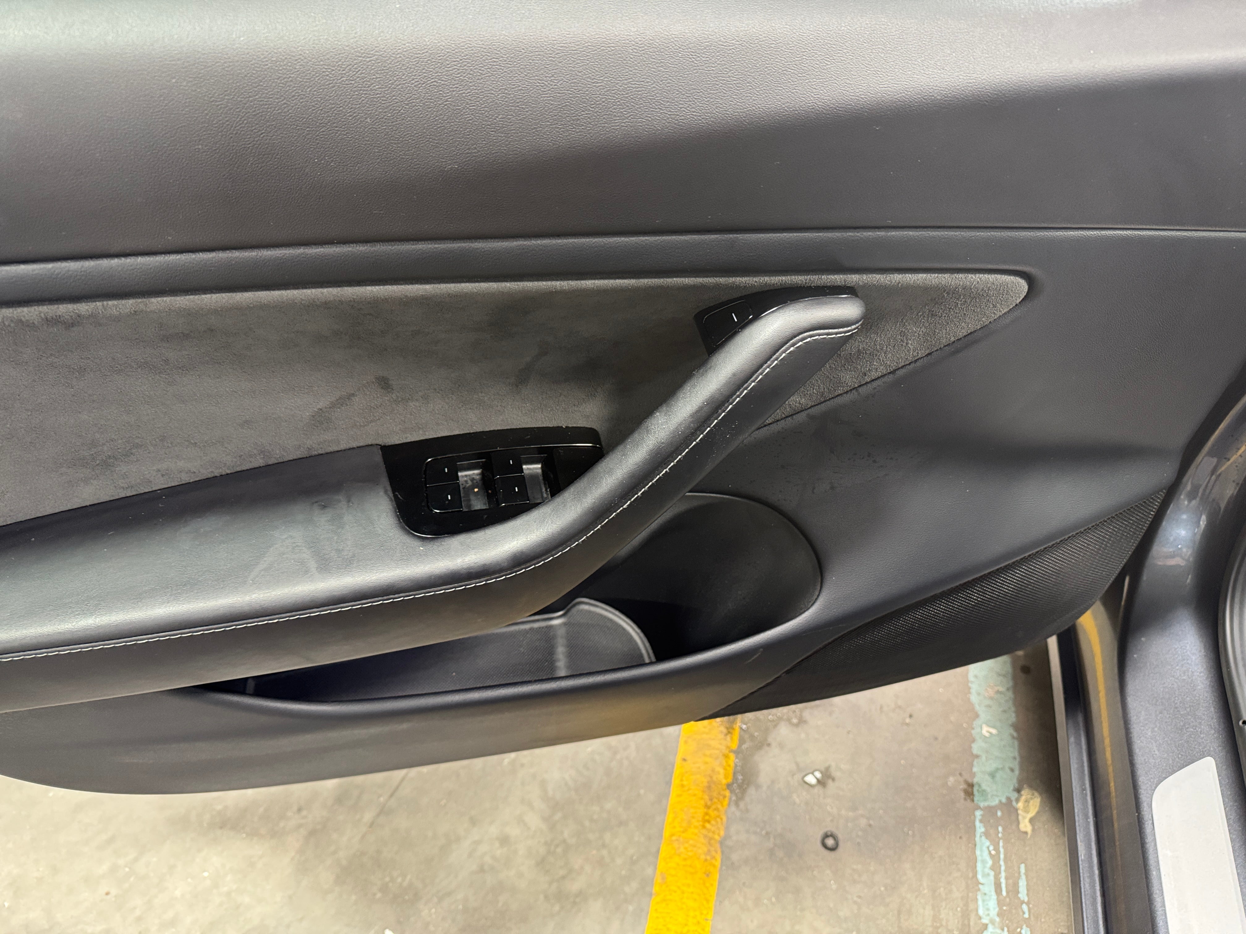 tesla model 3 2018 5YJ3E1EB8JF065857 image tesla model 3 2018 5YJ3E1EB8JF065857 image